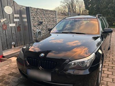 Gebraucht BMW 520 177 PS (130 kW) 2008 Schwarz Kombi