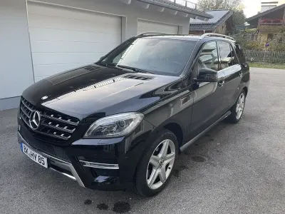 Używany Mercedes ML350 258 KM (189 kW) 2013 Czarny SUV