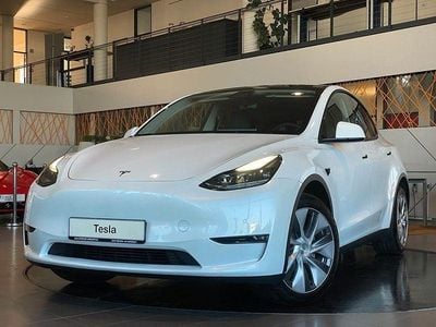 Second-hand Tesla Model Y Long Range AWD 378 kW (514 CP) 2022 Alb SUV