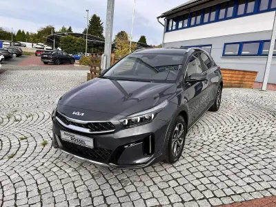 Neu Kia XCeed Exclusive 150 PS (110 kW) 2026 Pentametal SUV