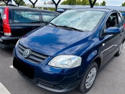 Gebraucht VW Fox 54 PS (39 kW) 2008 Blau Kleinwagen