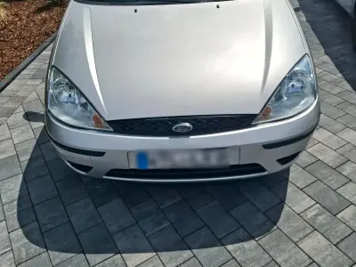 Gebraucht Ford Focus 101 PS (74 kW) 2003 Silber Limousine