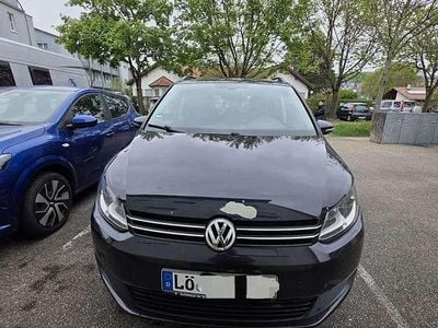 Second-hand VW Touran Trendline 140 CP (102 kW) 2011 Negru Monovolum