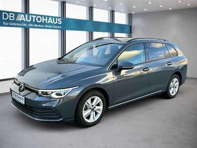 Gebraucht VW Golf VIII Life 131 PS (96 kW) 2024 Grau Kombi
