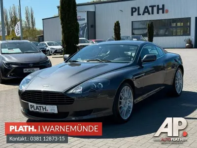 Używany Aston Martin DB9 457 KM (336 kW) 2005 Srebrny Coupe