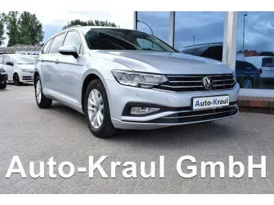 Gebraucht VW Passat Business 150 PS (110 kW) 2022 Scale silver metallic Kombi