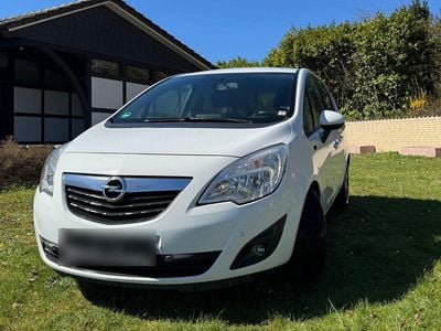 Usata Opel Meriva Color Edition 110 CV (80 kW) 2012 Bianco Monovolume