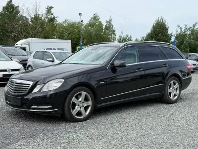 Gebraucht Mercedes E350 265 PS (194 kW) 2012 Schwarz Kombi
