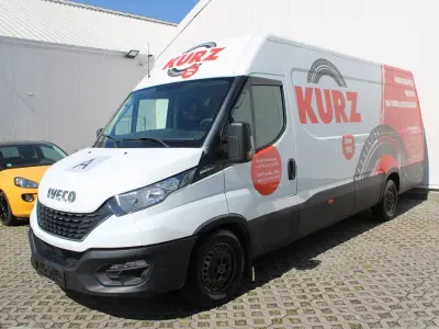 Usata Iveco Daily 155 CV (114 kW) 2020 Monovolume