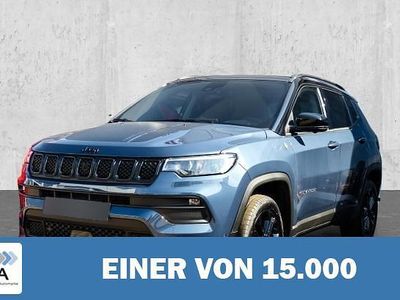 Neu Jeep Compass North 131 PS (96 kW) 2025 Weiß SUV