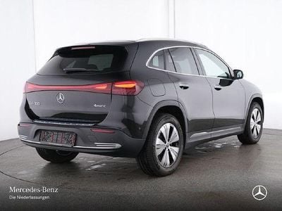 Mercedes EQA300