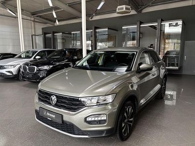 Usata VW T-Roc United 150 CV (110 kW) 2020 Giallo SUV