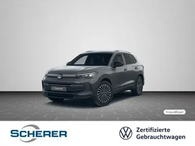 Gebraucht VW Tiguan Goal 150 PS (110 kW) 2025 Delfingrau metallic (metallic) SUV