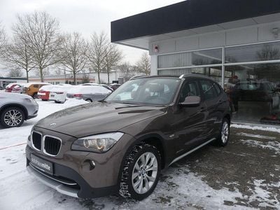 Braun Gebraucht 2012 BMW X1 Performance SUV | 14.990 € (Teuer)