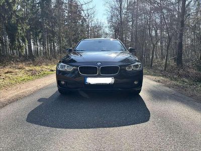 Gebraucht BMW 318 150 PS (110 kW) 2018 Schwarz Kombi