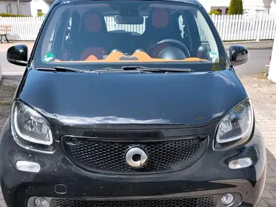 Używany Smart ForFour Passion 70 KM (51 kW) 2016 Czarny Hatchback