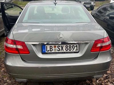 gebraucht Mercedes E220 CDI DPF BlueEFFICIENCY Automatik Elegance