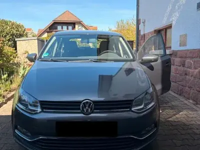 Gebraucht VW Polo Trendline 60 PS (44 kW) 2014 Grau Limousine