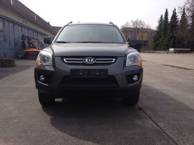 Gebraucht Kia Sportage 141 PS (103 kW) 2010 Grau SUV