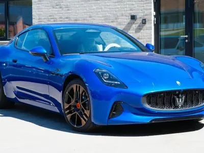 Neu Maserati Granturismo 559 kW (761 PS) 2026 Blau Coupé