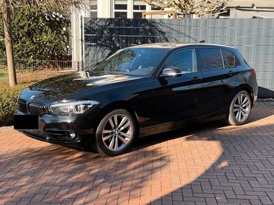 Schwarz Gebraucht 2019 BMW 120 Sport Line Kleinwagen | 19.800 € (Fairer Preis)