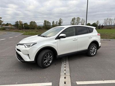 Usata Toyota RAV4 Edition 197 CV (144 kW) 2016 Bianco SUV