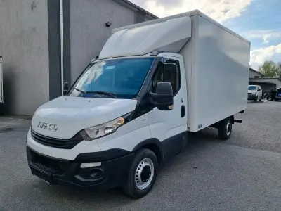 Usata Iveco Daily 160 CV (117 kW) 2018 Bianco Monovolume