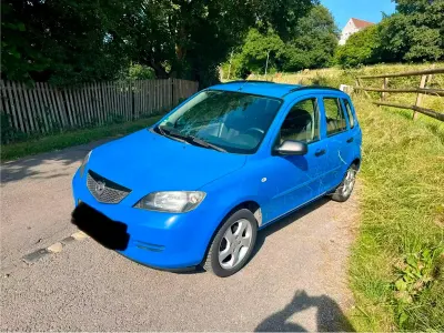 Gebraucht Mazda 2 80 PS (58 kW) 2003 Blau Kleinwagen