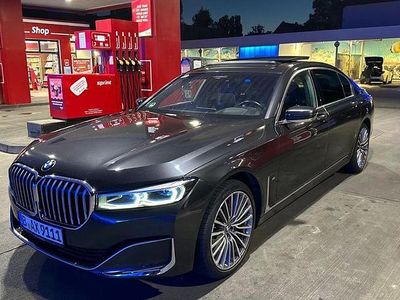 BMW 740L