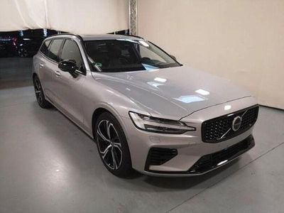 Second-hand Volvo V60 Ultra 310 CP (228 kW) 2024 Argintiu Break