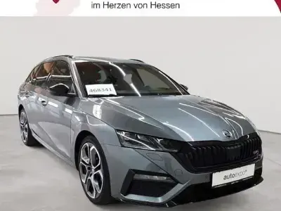 Gebraucht Skoda Octavia RS 200 PS (147 kW) 2023 Graphitegrau metallic Kombi