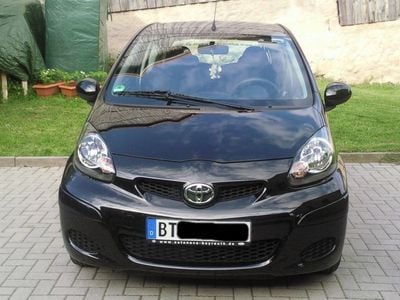 Usata Toyota Aygo Cool 92 CV (67 kW) 2009 Nero Utilitaria