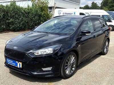 Schwarz Gebraucht 2018 Ford Focus ST-Line Kombi | 10.980 € (Fairer Preis)
