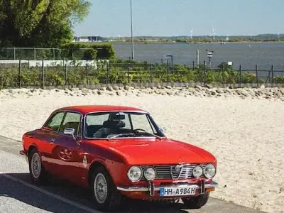Occasion Alfa Romeo 2000 131 ch (96 kW) 1976 Rouge