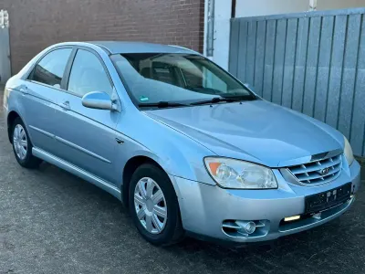 Brugt Kia Cerato 113 HK (83 kW) 2006 Sølv Sedan