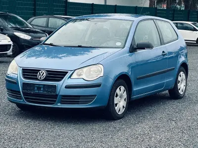 Usata VW Polo Trendline 54 CV (39 kW) 2006 Blu Utilitaria