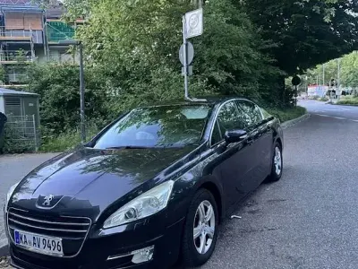 Gebraucht Peugeot 508 Allure 140 PS (102 kW) 2011 Grau Limousine