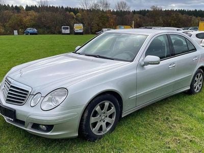 Mercedes E200