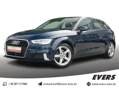 Gebraucht Audi A3 Ambiente 150 PS (110 kW) 2019 Kosmosblau metallic Limousine