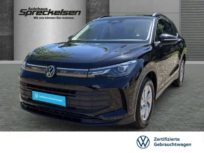 Gebraucht VW Tiguan Basis 150 PS (110 kW) 2025 Schwarz SUV