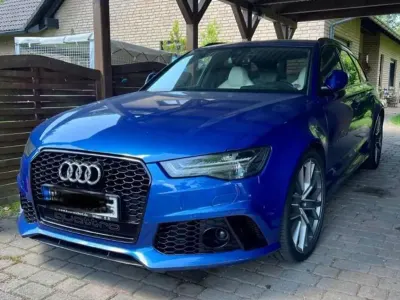 Gebraucht Audi RS6 Comfort 605 PS (444 kW) 2016 Blau Kombi