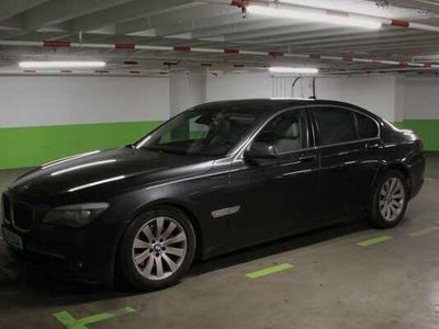 BMW 740