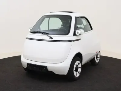 Gebraucht Micro Microlino 13 kW (18 PS) 2024 Weiß Kleinwagen