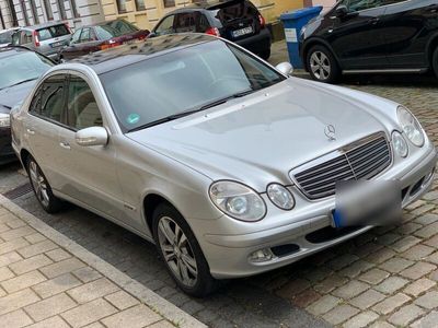 Mercedes E240