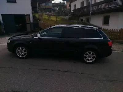 Gebraucht Audi A4 S-Line 180 PS (132 kW) 2026 Schwarz Kombi