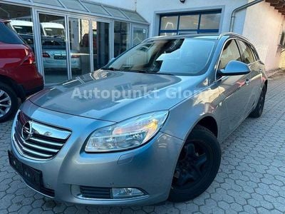 Gebraucht Opel Insignia Edition 131 PS (96 kW) 2013 Silber Kombi