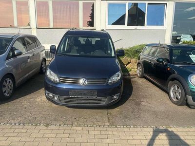 Second-hand VW Caddy Maxi 102 CP (75 kW) 2012 Albastru Monovolum