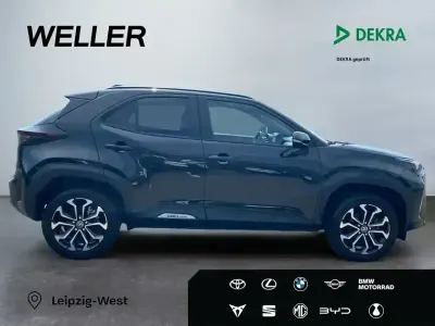 Gebraucht Toyota Yaris Cross 131 PS (96 kW) 2025 Schwarz SUV