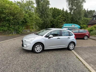 Gebraucht Citroën C3 60 PS (44 kW) 2011 Grau Kleinwagen