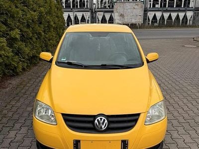 Gebraucht VW Fox Style 55 PS (40 kW) 2010 Gelb Kleinwagen
